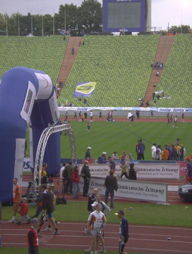 Medien Marathon 2002
Zieleinlauf